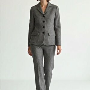 Talbots Blazer set with pants for women 75% Wool Size 6